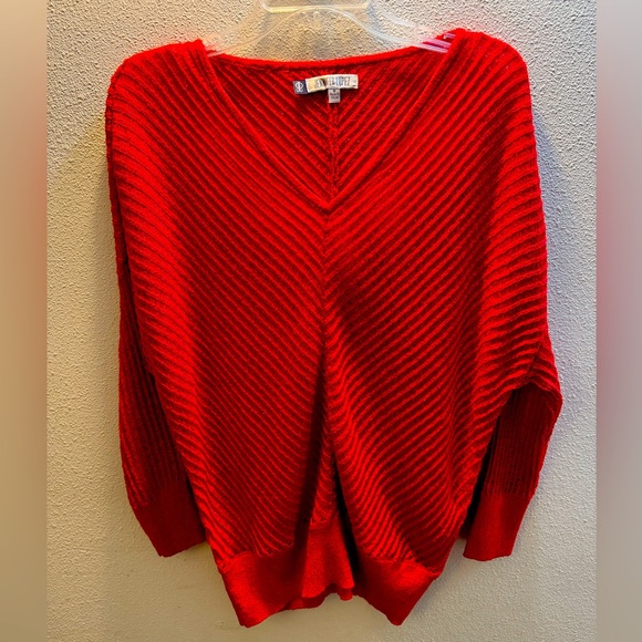 Jennifer Lopez Sweaters - Jennifer Lopez Women’s Medium Long Sleeve Knit Sweater